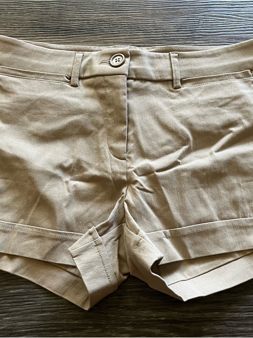 Design by Olivia Classic Women's Khaki Tailored Shorts